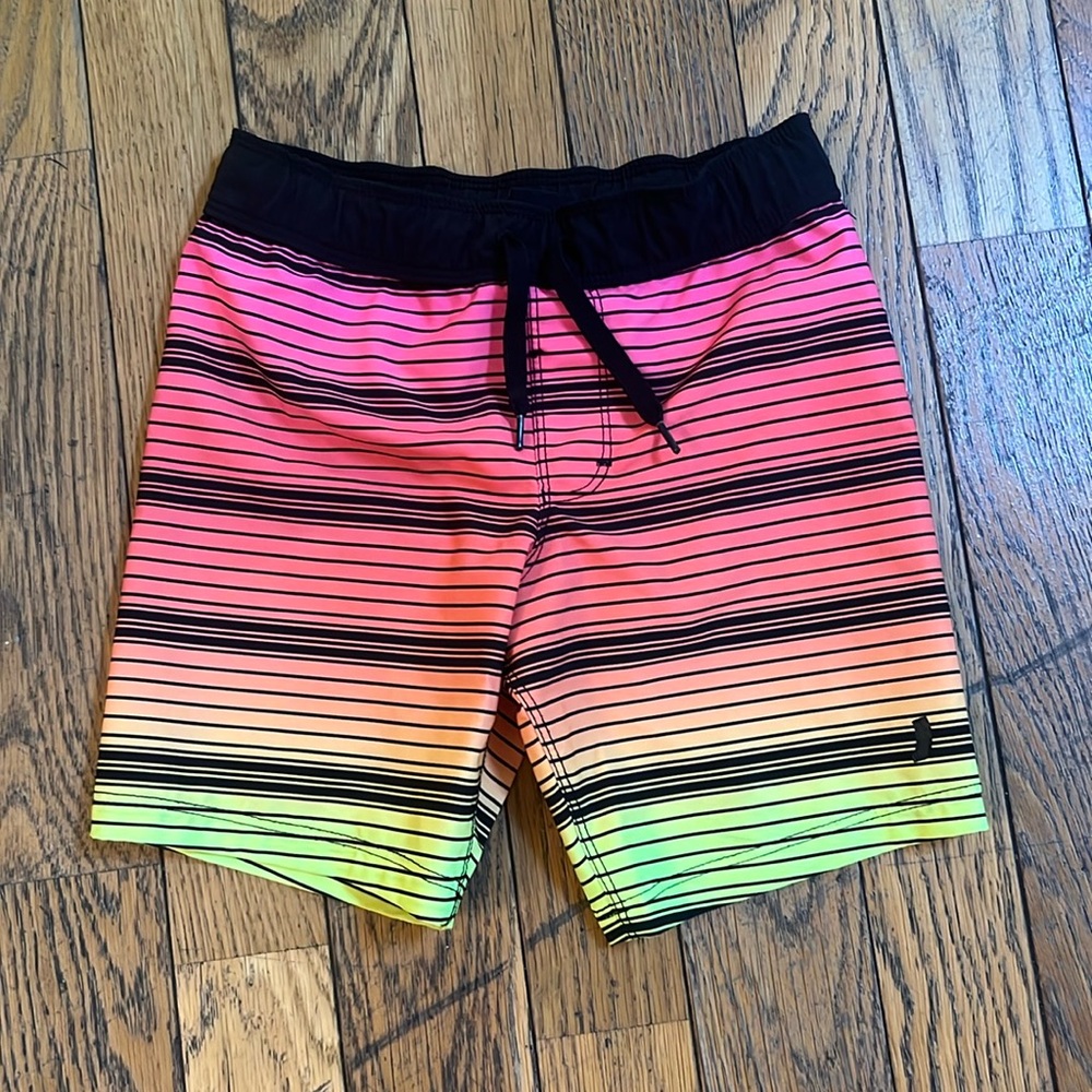☀️Hurley boy’s swimming trunks size 4